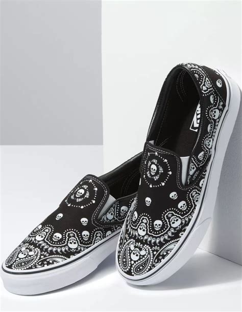 bandana print vans|vans skull slip ons.